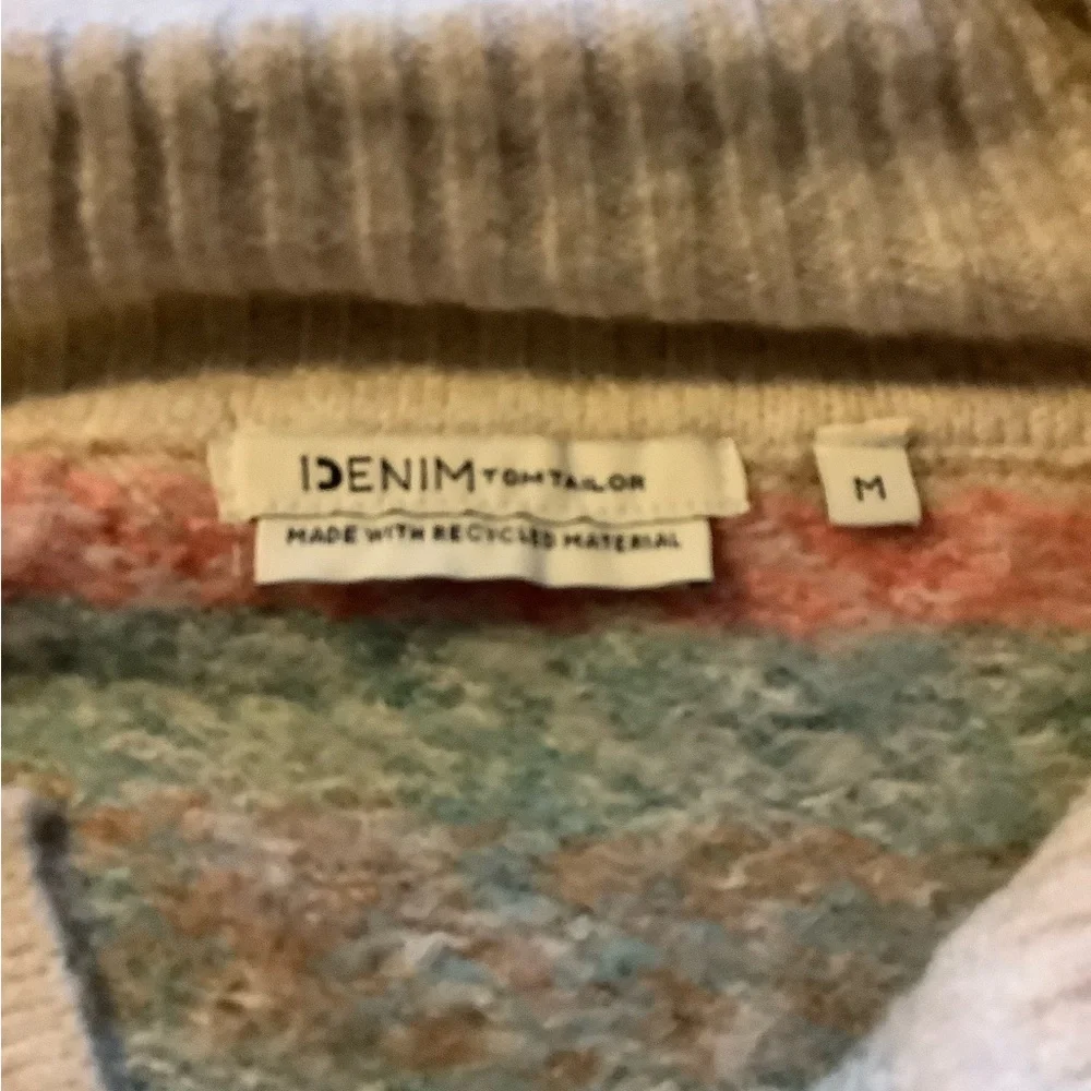 Open neck sweater - Picture 2 of 5